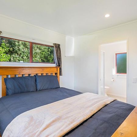 Cottage On Rutherford - Waikanae Holiday Home Экстерьер фото